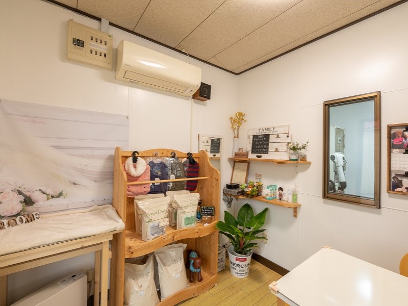ワンちゃんの美容室ちびの内観1
